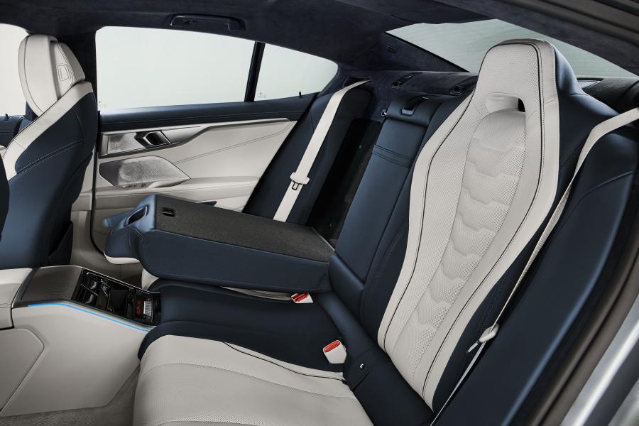 Интерьер BMW M850i xDrive Gran Coupe (G16) 2019 года  (WW) (фото 129 из 152)